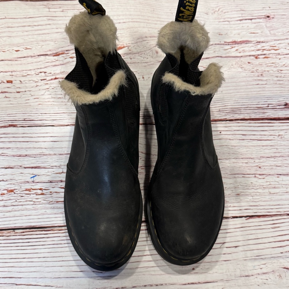 Dr Martens Leonore Faux Fur Lined Chelsea Boots in Black Sz L - Picture 6 of 14